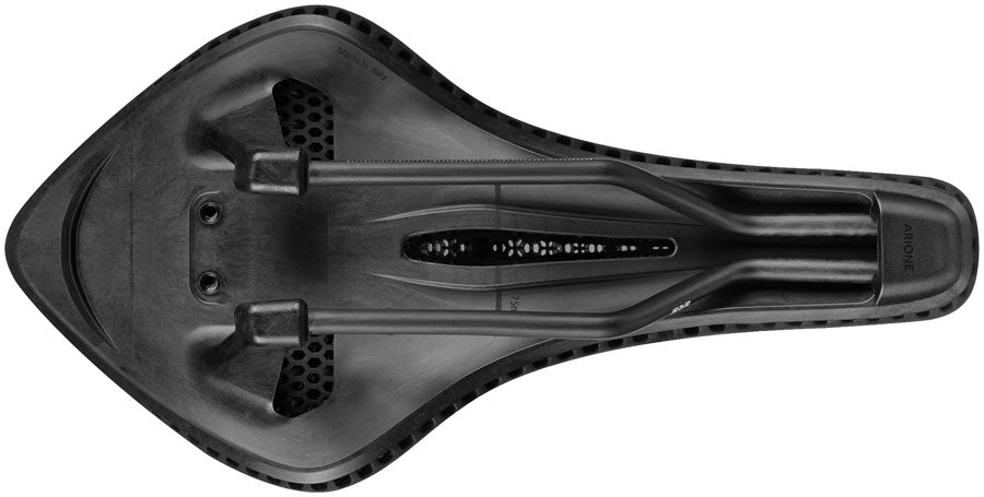fizik-vento-arione-r1-adaptive-saddle-carbon-135mm-black
