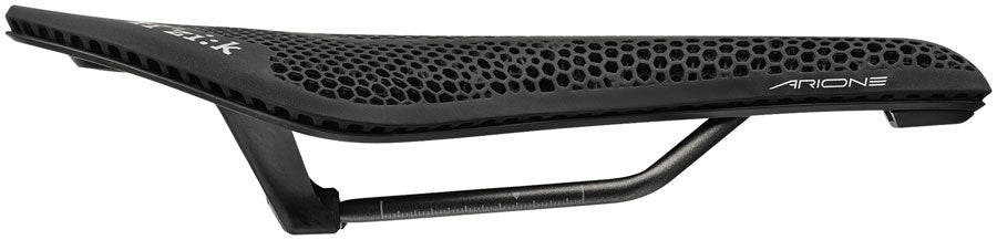 fizik-vento-arione-r3-adaptive-saddle-kium-135mm-black