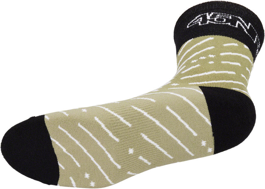 45nrth-snow-band-midweight-wool-sock-sage-rosin-small