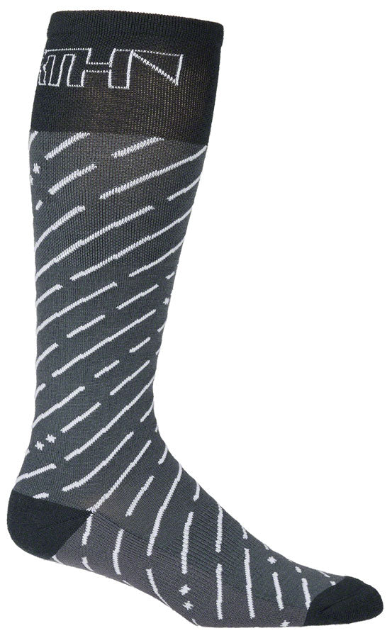 45nrth-snow-band-midweight-knee-high-wool-sock-dark-gray-dark-blue-small