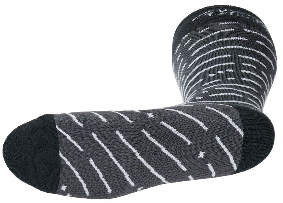 45nrth-snow-band-midweight-knee-high-wool-sock-dark-gray-dark-blue-small