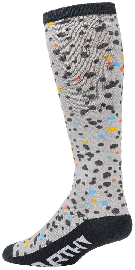 45nrth-speck-heavyweight-knee-high-wool-sock-gray-dark-blue-medium