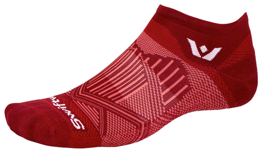 SwiftWick Aspire No Show Socks - Crimson, Small