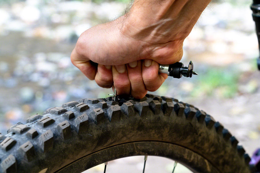 stan-s-incredible-dart-tubeless-repair-tool