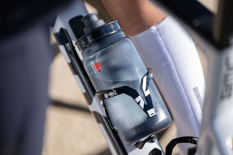 elite-custom-race-x-bottle-cage-black