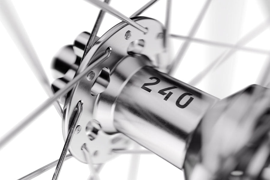 dt-swiss-fr-1500-classic-front-wheel-29-15-x-110mm-6-bolt-silver-ltd