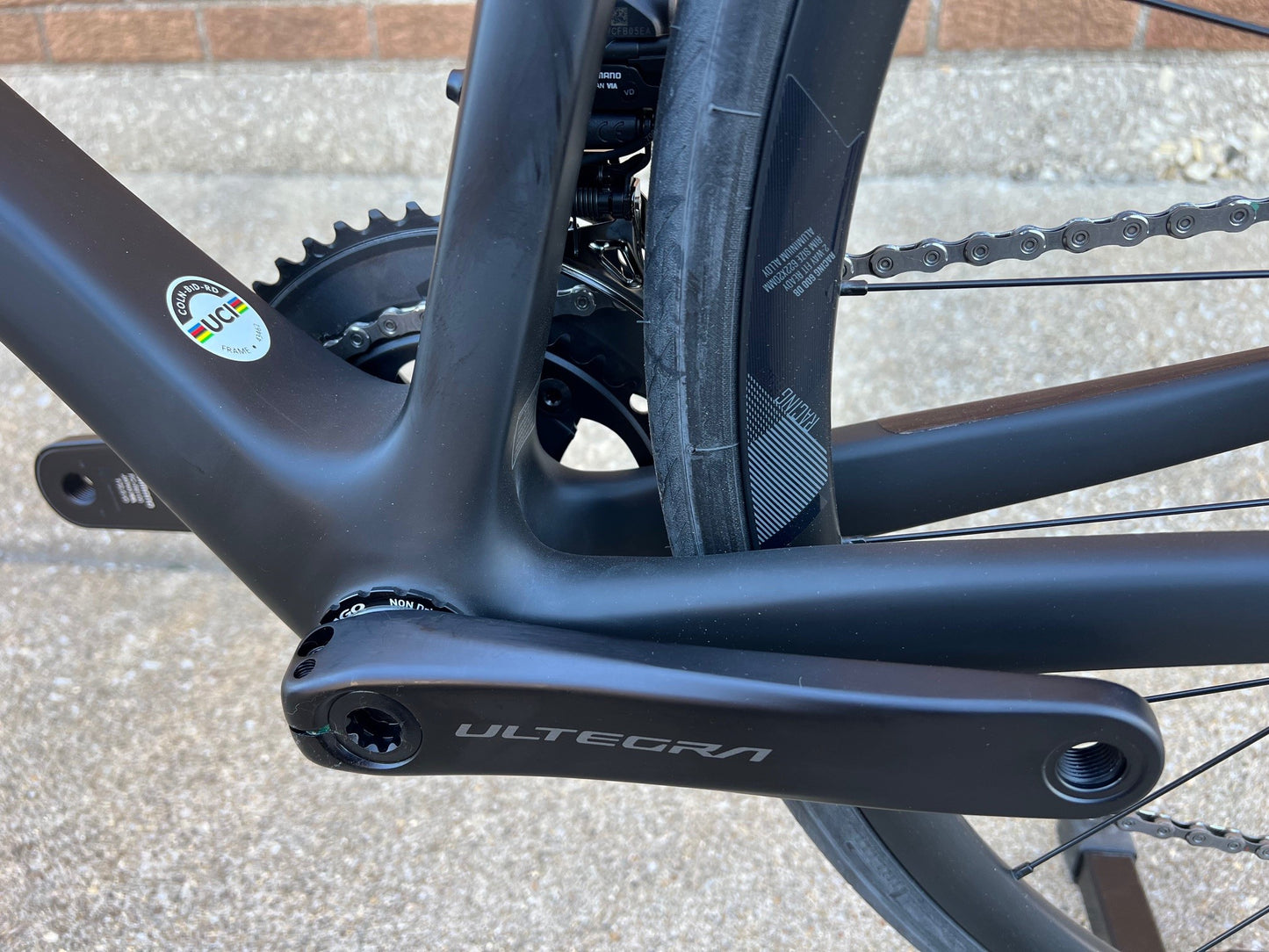 Colnago V3 Shimano R8170 Ultegra Di2 12 Speed Disc Brake Road Bike MKBR Black & Red 52s