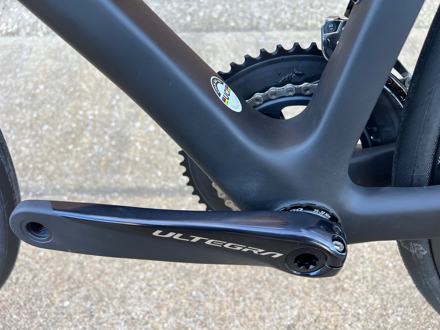 Colnago V3 Shimano Ultegra 8020 11 Speed Disc Brake Carbon Road Bike MKRD Black & Red 52s