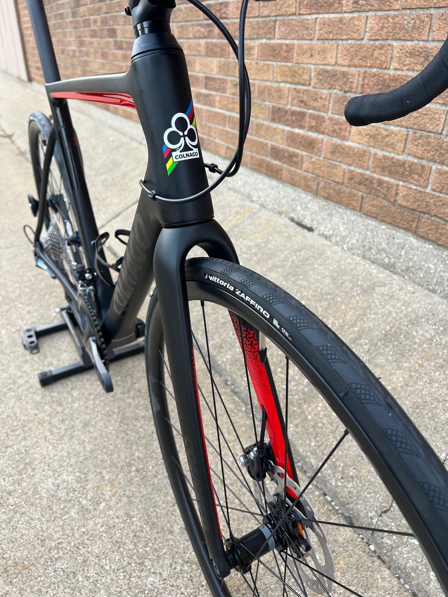 Colnago V3 Shimano R8020 Ultegra 11 Speed Disc Brake Road Bike MKBR Black & Red 50s