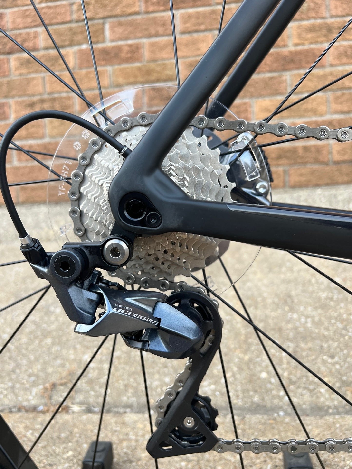 Colnago V3 Shimano R8020 Ultegra 11 Speed Disc Brake Road Bike MKBR Black & Red 50s