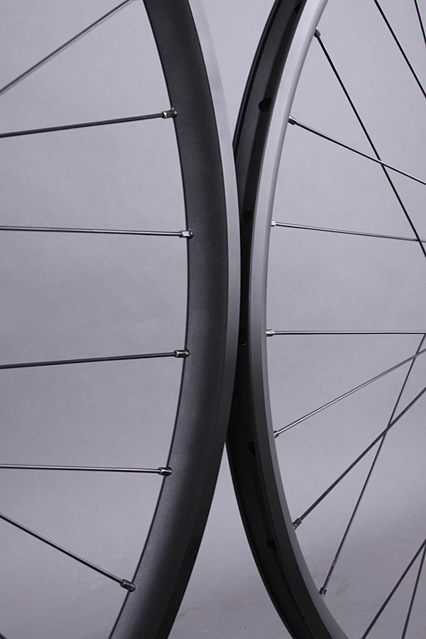H + Plus Son Archetype Black Formula Track hubs Wheelset