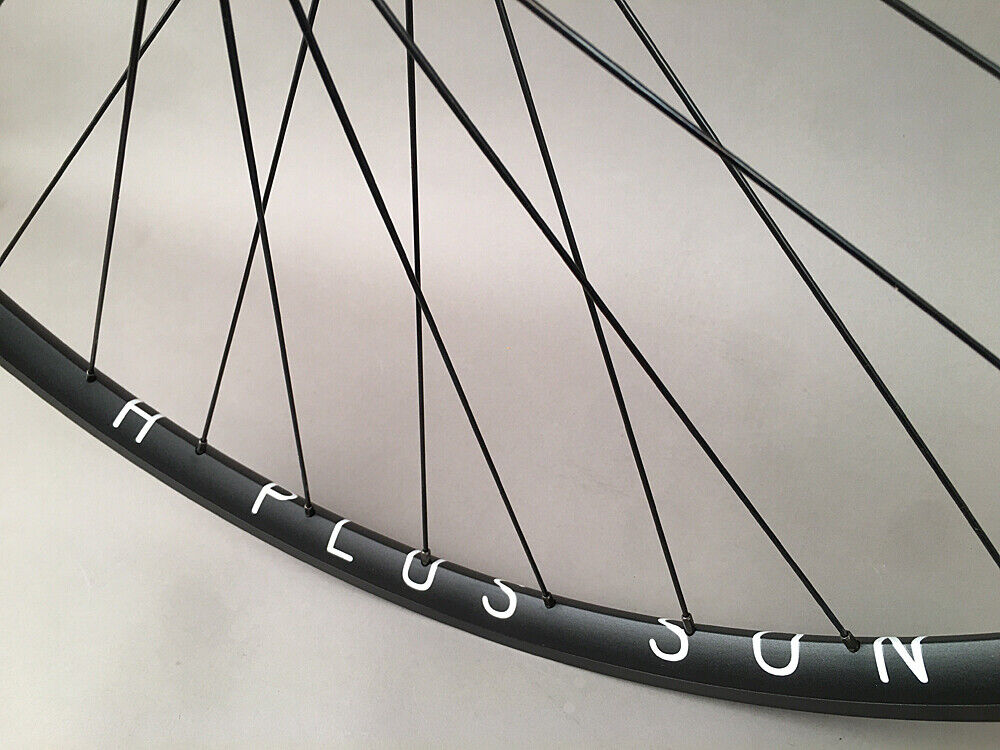 H Plus Son Archetype Black Rims Suzue ProMax Hubs Track Bike Fixed Gear Wheelset