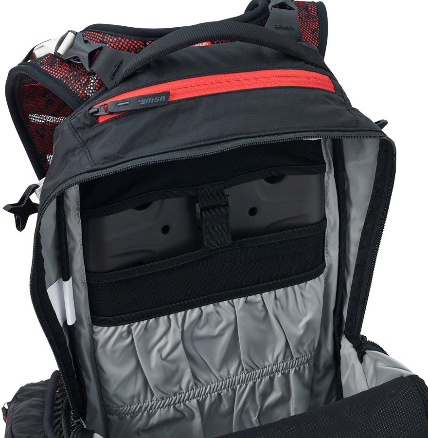 USWE Flow 25 Hydration Pack - Black/Red