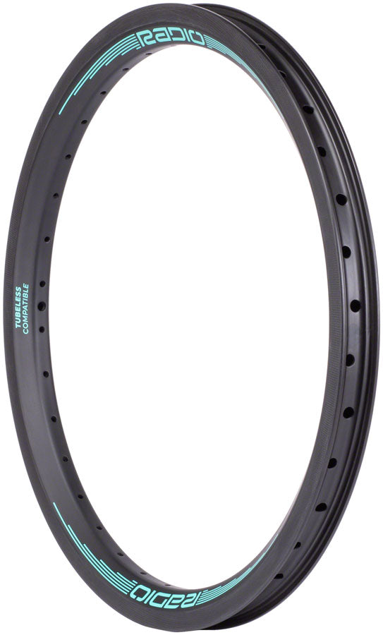 Radio Radio Raceline Solar Carbon 20 in Carbon Fiber Bicycle Rim Black 36H