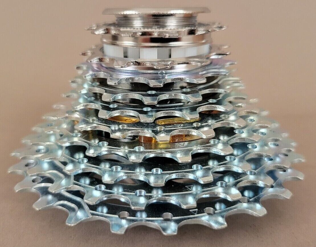 New Campagnolo Veloce 10 speed cassette 11-25 with lockring