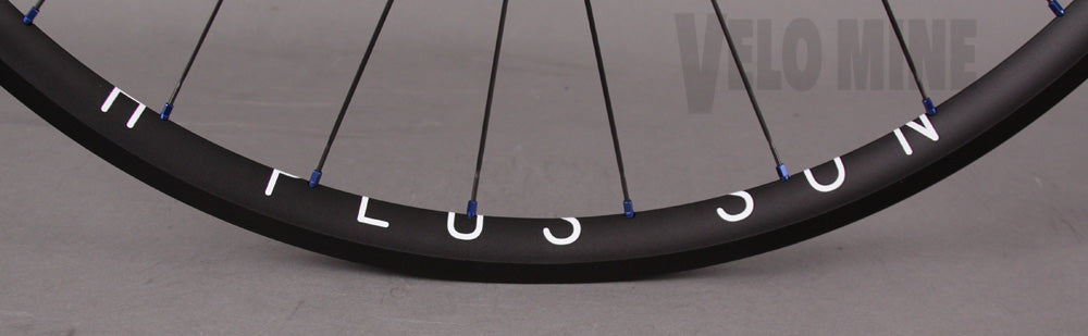 H Plus Son Archetype Rims White Industries Blue T11 Hubs CX Ray