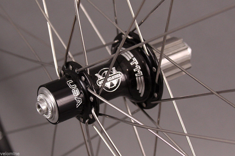 H + plus Son TB14 Black White Industries T11 hubs Wheelset