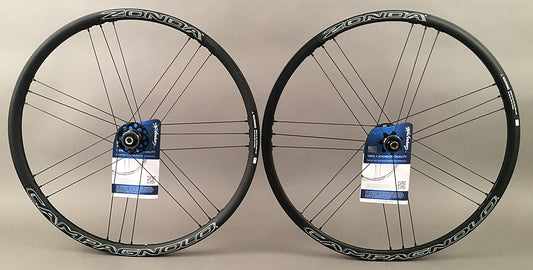 Campagnolo Zonda Wheelset - 700, 12 x 100mm/12 x 142mm, Center-Lock Disc, Black, 2 way fit Tubeless Clincher